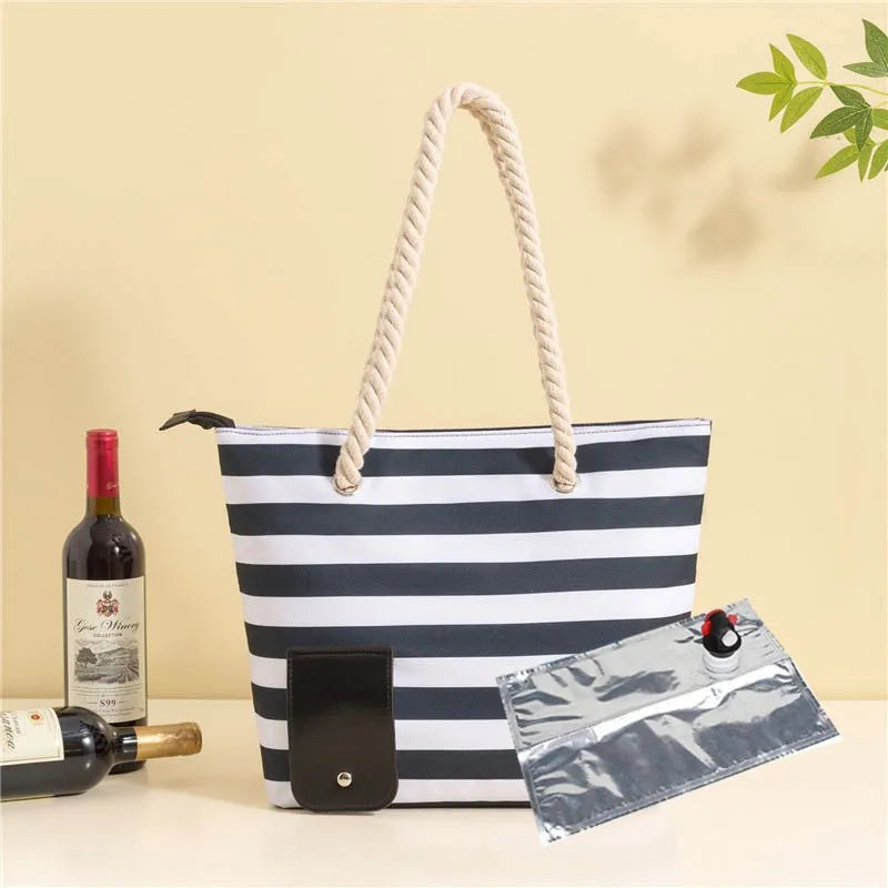 Insulated Portable Picnic Bag With Hidden Compartment